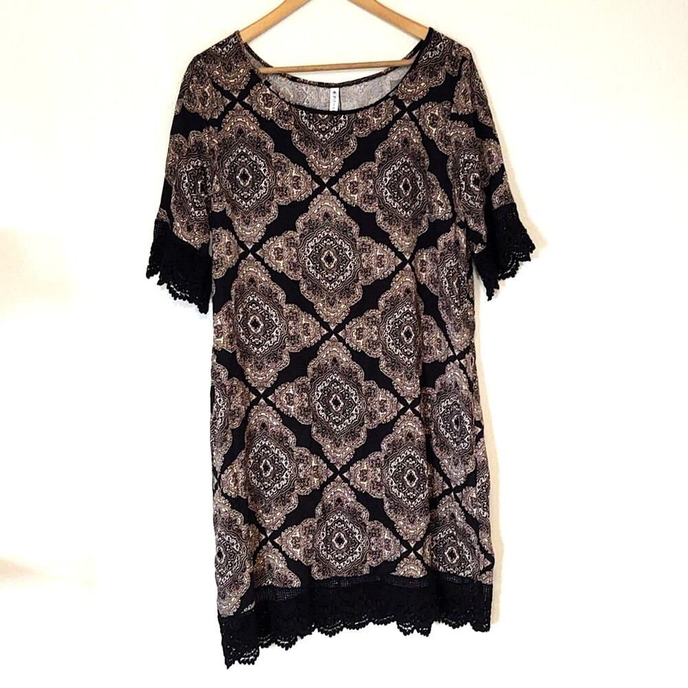 Piphany Brooks Short Sleeve Dress Crochet Trim Handkerchief Pattern Large